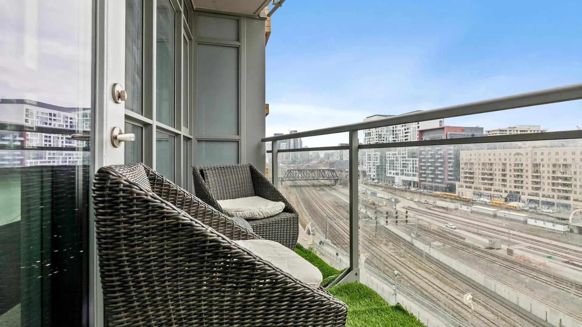 Apartment In Downtown Toronto Canada