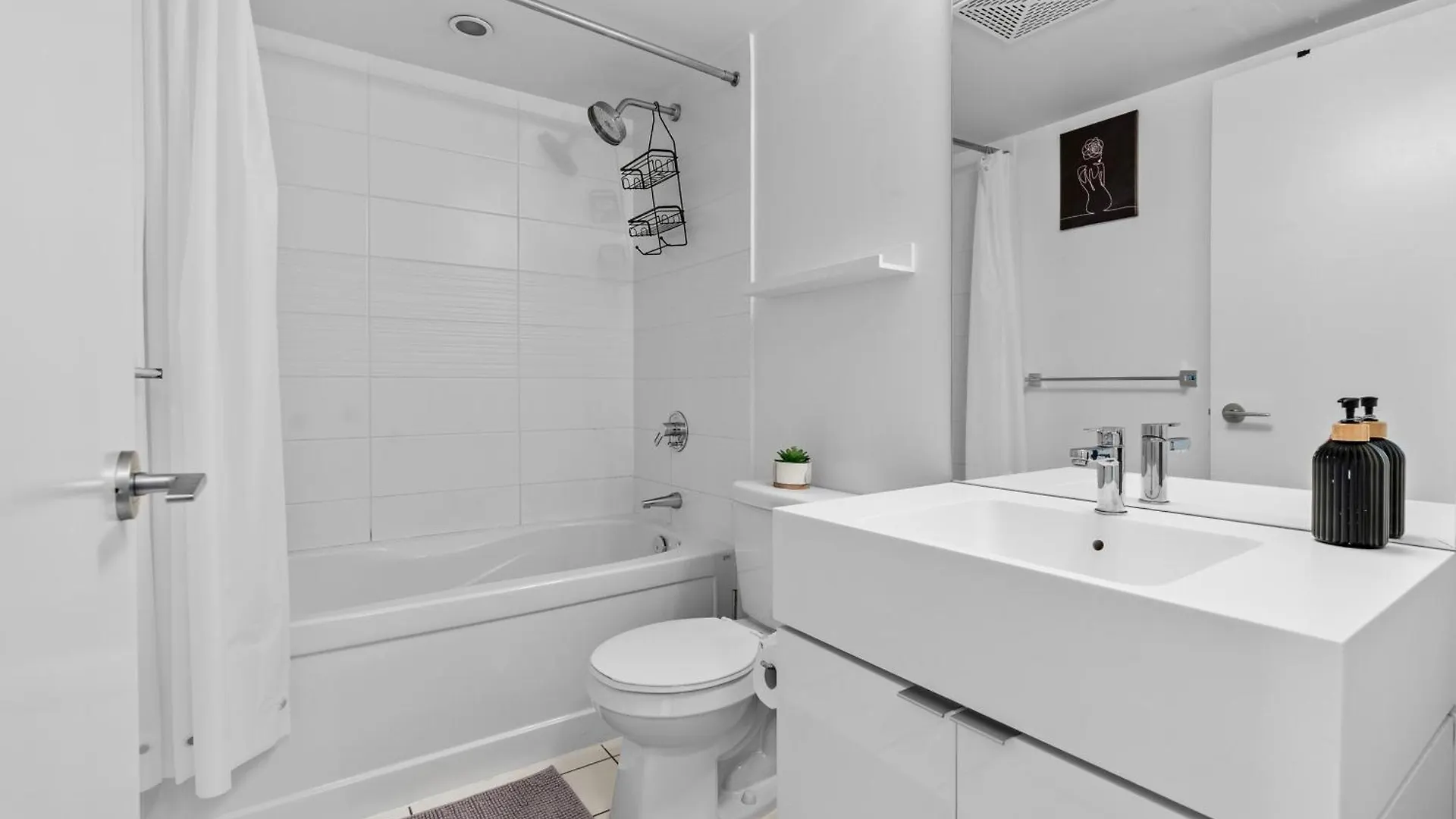 Apartment In Downtown Toronto